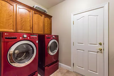 2547 Crescent Moon Ct, Redding, CA 96001 photo 40