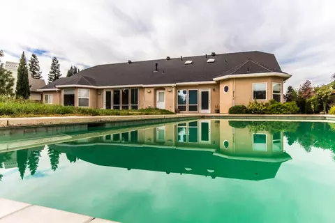 2547 Crescent Moon Ct, Redding, CA 96001 photo 41