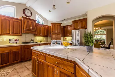 2547 Crescent Moon Ct, Redding, CA 96001 photo 16