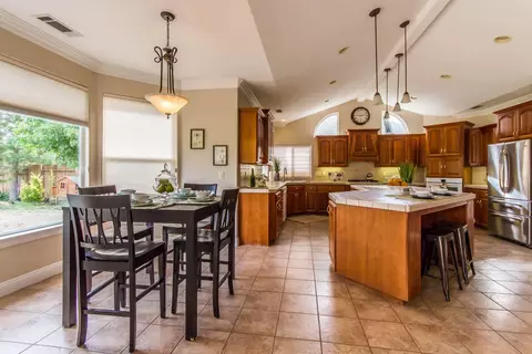 2547 Crescent Moon Ct, Redding, CA 96001 photo 13