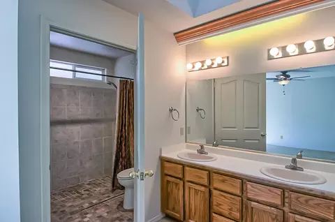 1445 Lavender Way, Redding, CA 96003 photo 14