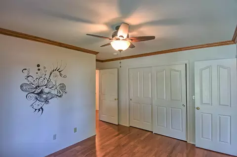 1445 Lavender Way, Redding, CA 96003 photo 10