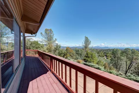 9634 Bond Ridge Dr, Redding, CA 96001 photo 9