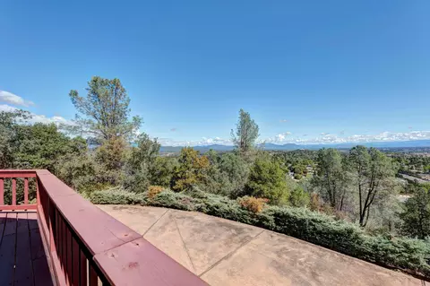 9634 Bond Ridge Dr, Redding, CA 96001 photo 8