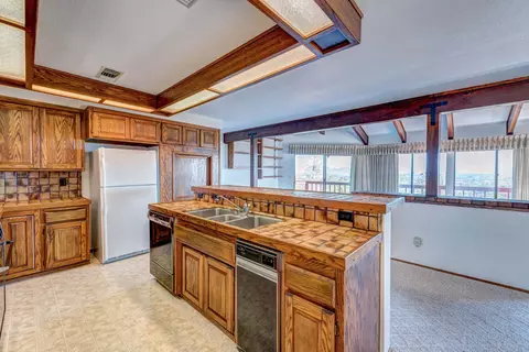 9634 Bond Ridge Dr, Redding, CA 96001 photo 13