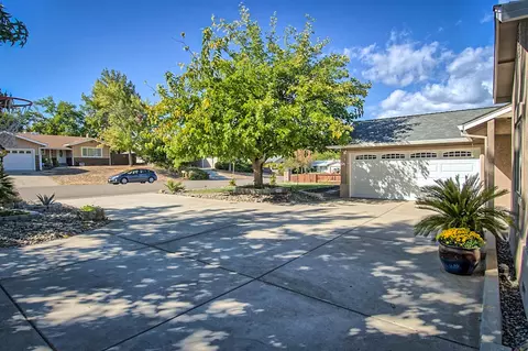 1825 Wisconsin Ave, Redding, CA 96001 photo 32