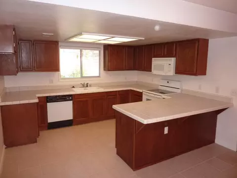 2583 Snow Ln, Redding, CA 96003 photo 5