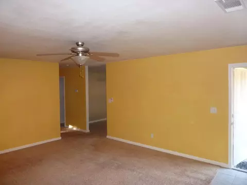 2583 Snow Ln, Redding, CA 96003 photo 2