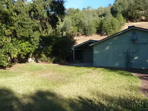 2583 Snow Ln, Redding, CA 96003 photo 18