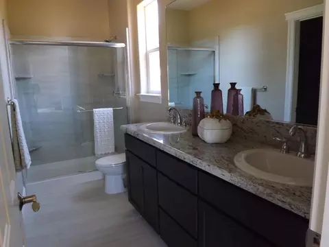 2831 Girvan Rd, Redding, CA 96001 photo 12