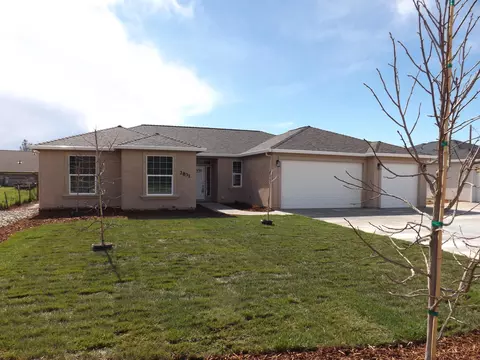 2831 Girvan Rd, Redding, CA 96001 photo 4