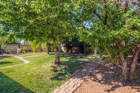 1920 Trumpet Dr, Redding, CA 96003 photo 19