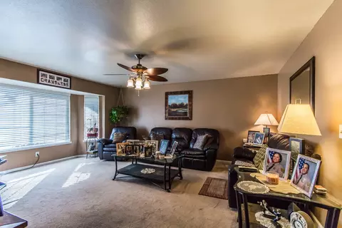 1920 Trumpet Dr, Redding, CA 96003 photo 3