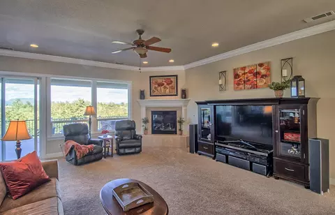 1078 Spring Ridge Dr, Redding, CA 96003 photo 6