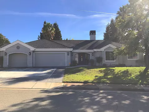 1929 Lagorce Dr, Redding, CA 96003 photo 1