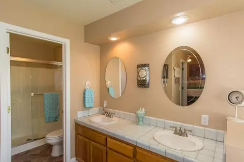 19251 Hollow Ln, Redding, CA 96003 photo 17