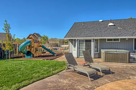 11519 Amir Ct, Redding, CA 96003 photo 28