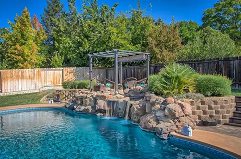 11519 Amir Ct, Redding, CA 96003 photo 24