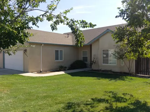 925 Domain Way, Redding, CA 96003 photo 3