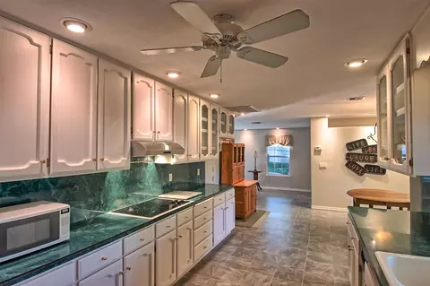 6569 Lucerne Ct, Redding, CA 96001 photo 7