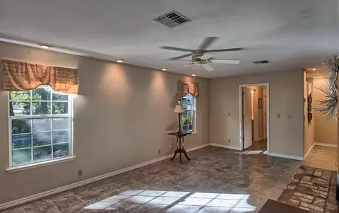 6569 Lucerne Ct, Redding, CA 96001 photo 10