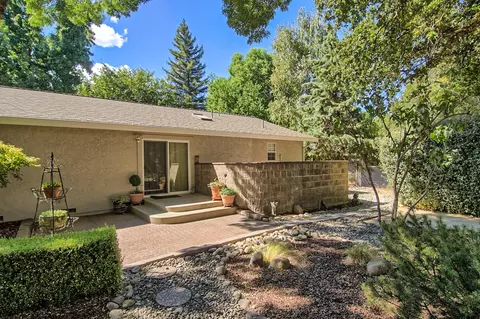 6569 Lucerne Ct, Redding, CA 96001 photo 34