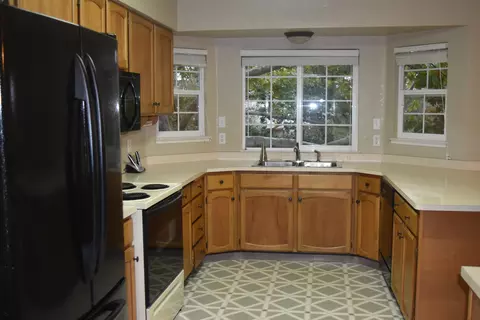 2047 Wicklow St, Redding, CA 96001 photo 29