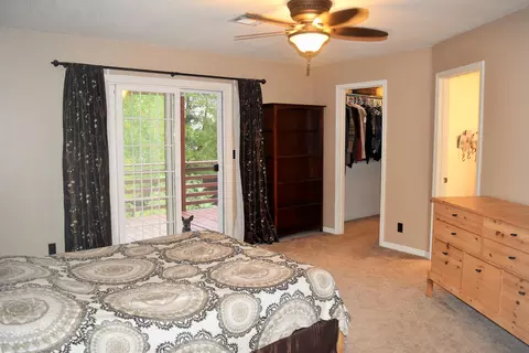 2047 Wicklow St, Redding, CA 96001 photo 22