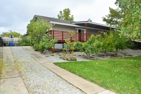 2047 Wicklow St, Redding, CA 96001 photo 41