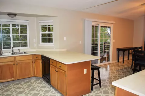 2047 Wicklow St, Redding, CA 96001 photo 30