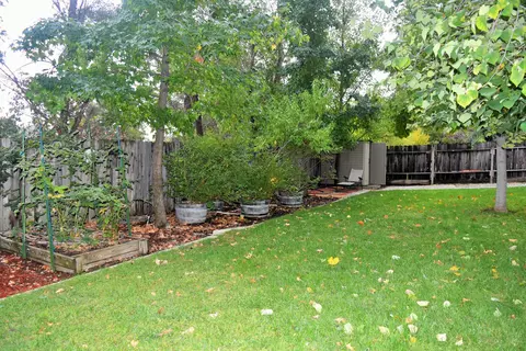 2047 Wicklow St, Redding, CA 96001 photo 49