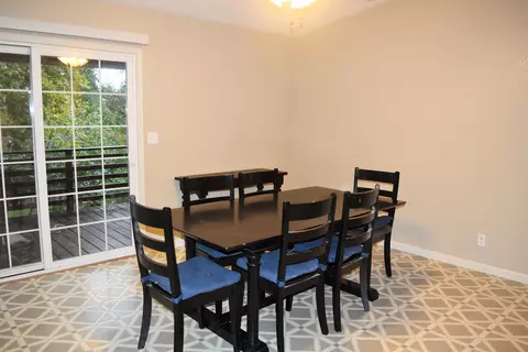 2047 Wicklow St, Redding, CA 96001 photo 35