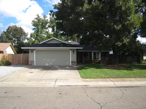 3564 Bridger Dr, Redding, CA 96002 photo 2