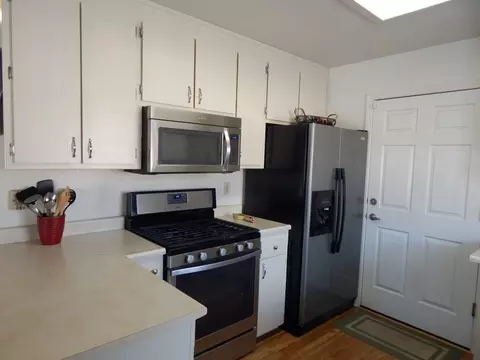11329 Menlo Way, Redding, CA 96003 photo 3