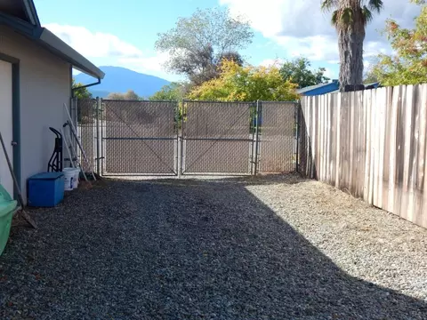 11329 Menlo Way, Redding, CA 96003 photo 30
