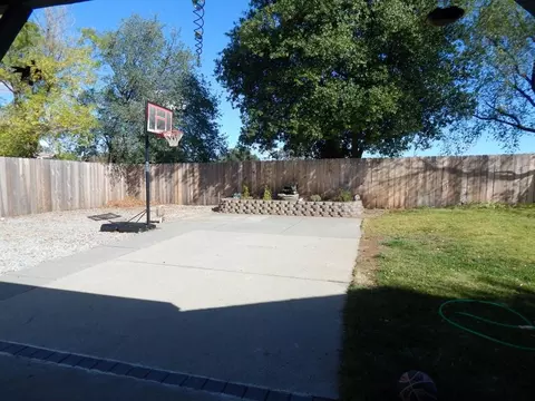11329 Menlo Way, Redding, CA 96003 photo 21