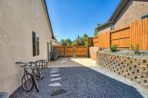 2061 Hedgerow Ave, Redding, CA 96003 photo 44