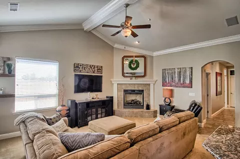 2061 Hedgerow Ave, Redding, CA 96003 photo 9