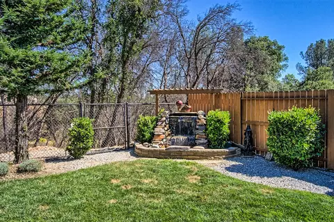 2061 Hedgerow Ave, Redding, CA 96003 photo 36