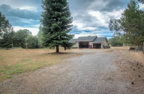 19814 Canpom Ct, Redding, CA 96003 photo 21