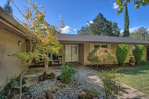 3804 Cheryl Dr, Redding, CA 96002 photo 4