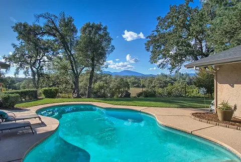 3804 Cheryl Dr, Redding, CA 96002 photo 1