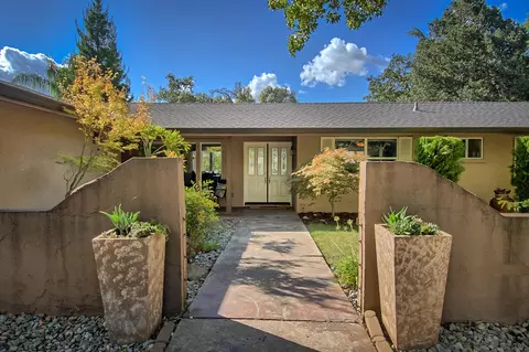 3804 Cheryl Dr, Redding, CA 96002 photo 8