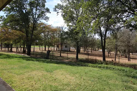 21242 Boyle Rd, Redding, CA 96003 photo 4