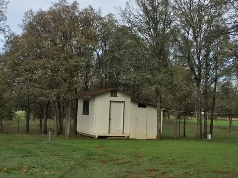 21242 Boyle Rd, Redding, CA 96003 photo 9
