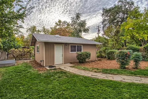 775 Gold St, Redding, CA 96001 photo 11