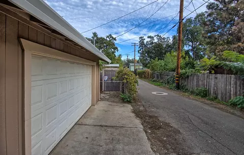 775 Gold St, Redding, CA 96001 photo 12