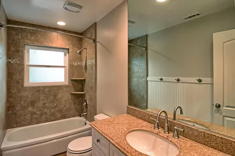 775 Gold St, Redding, CA 96001 photo 8