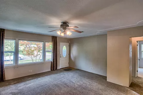 775 Gold St, Redding, CA 96001 photo 21