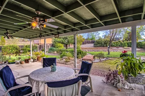 2123 Tiburon Dr, Redding, CA 96003 photo 24